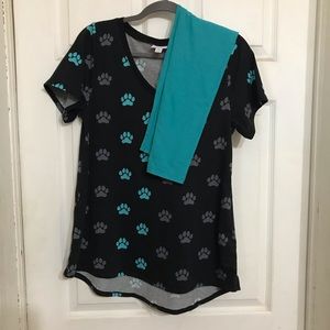 LuLaRoe Paw Print Outfit